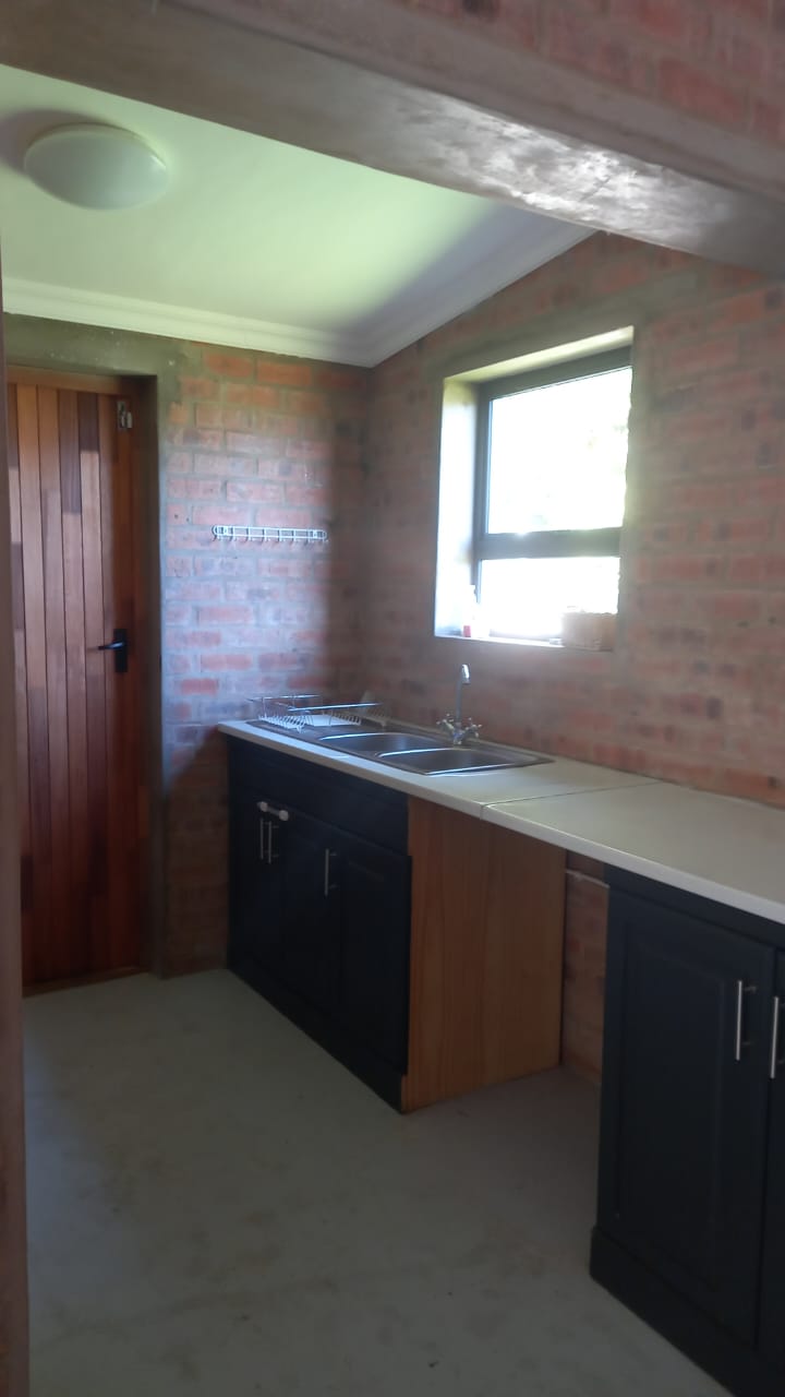 To Let 2 Bedroom Property for Rent in Kabeljauws Eastern Cape